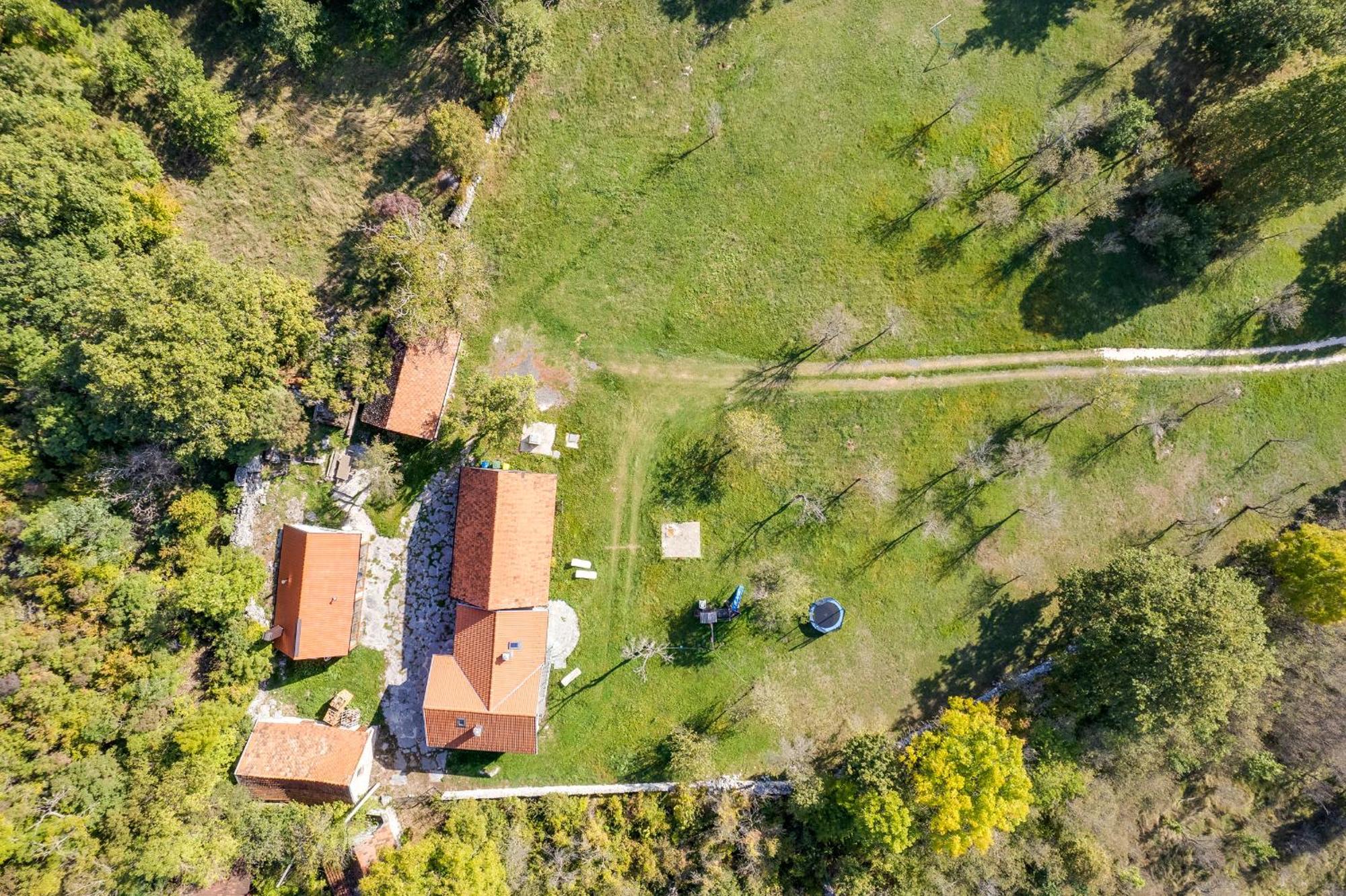 Sokol - Secret Forest House Gračac Kültér fotó